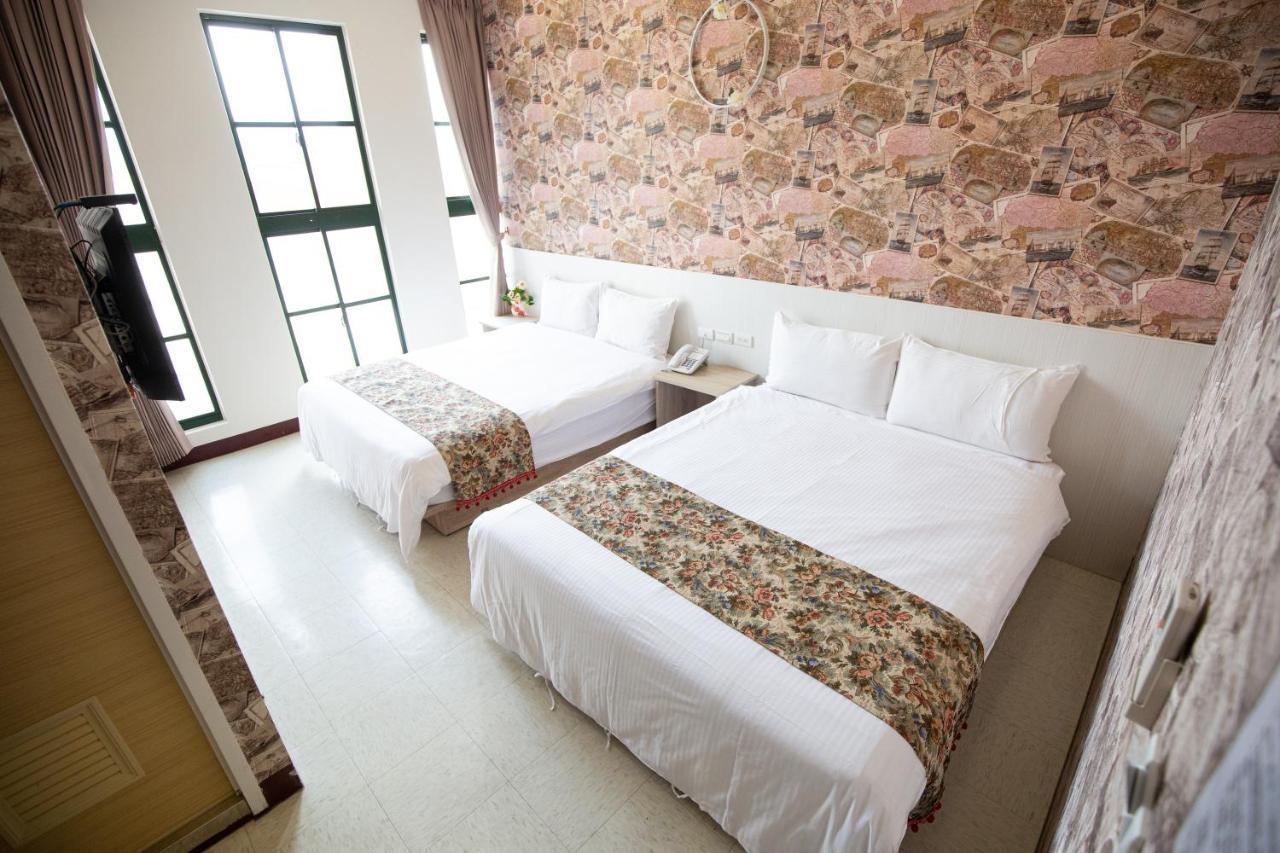 Jia-Jia Business Hotel Luodong Bagian luar foto